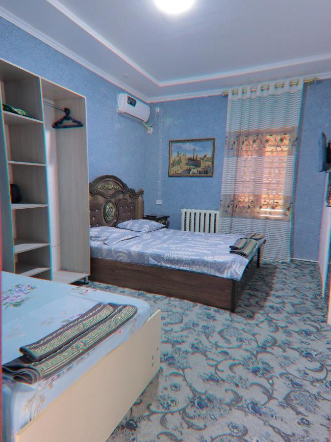 בוקורו Lion Guest House מראה חיצוני תמונה